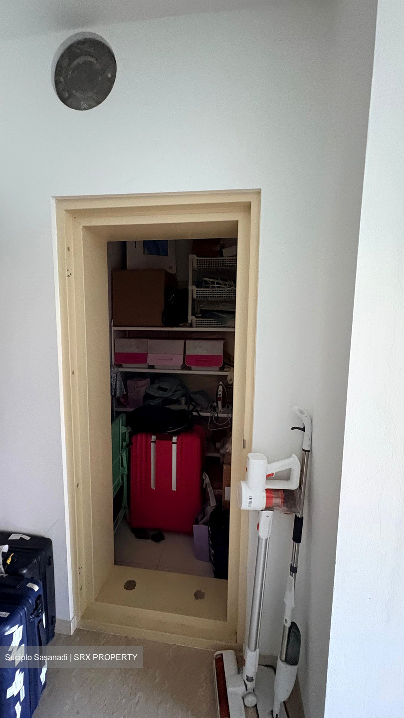 Suites @ Eastcoast (D15), Condominium #563642491